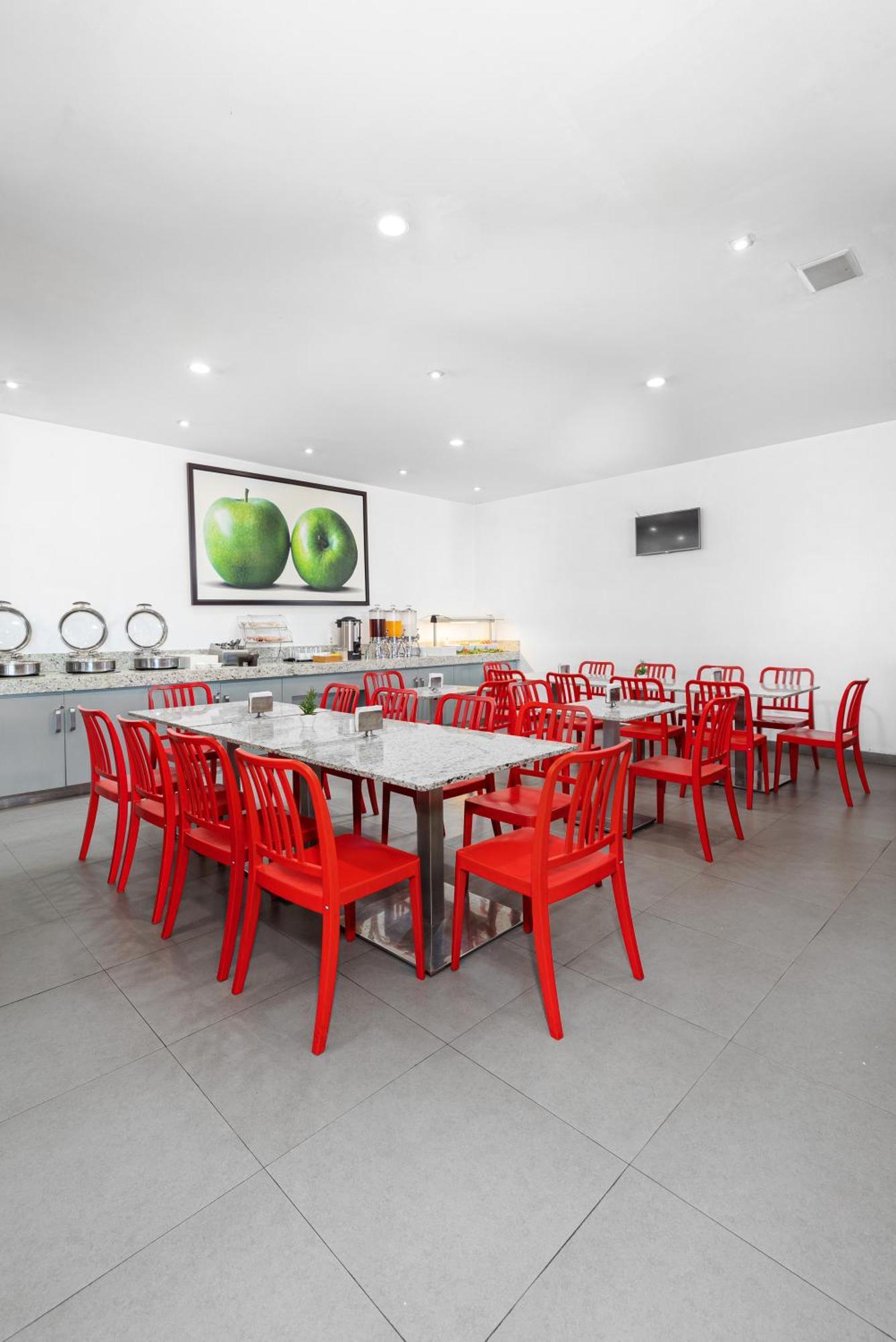 Hotel Mexico Plaza Silao Aeropuerto מראה חיצוני תמונה
